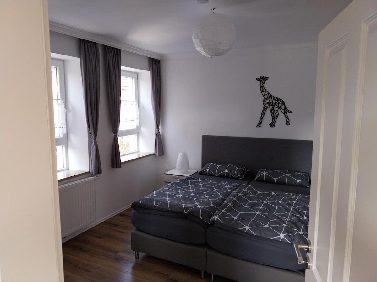 Bad Aibling City Apartment - Alpenblick Bagian luar foto